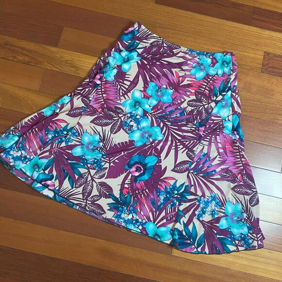 Floral Boho Skirt size Medium - Picture 7 of 7